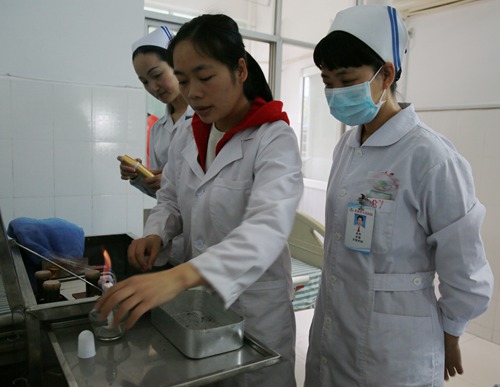 北流市人民医院喜讯----妇科新增雷火灸项目